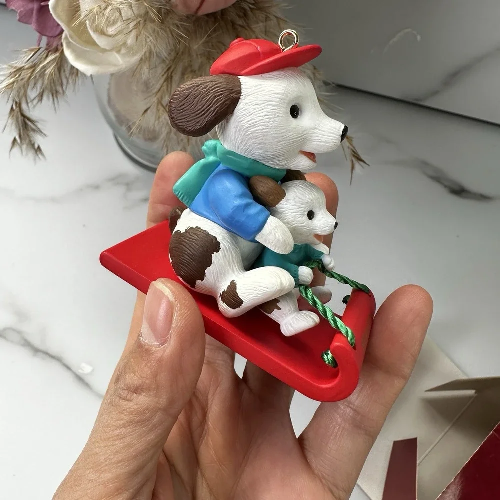 VTG HALLMARK KEEPSAKE CHRISTMAS ORNAMENT IN BOX 1996 GRANDPA‎ DOG & BABY PUPPY